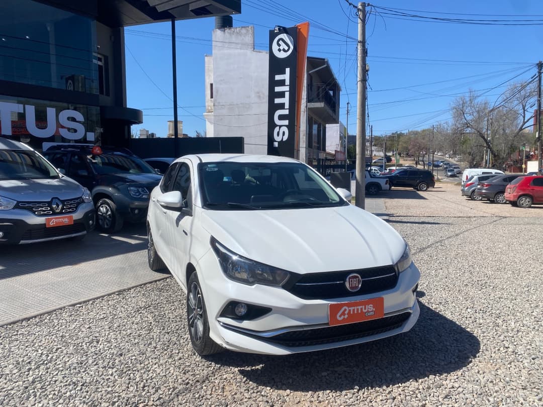 FIAT CRONOS PRECISION 1.8 MT 2021
